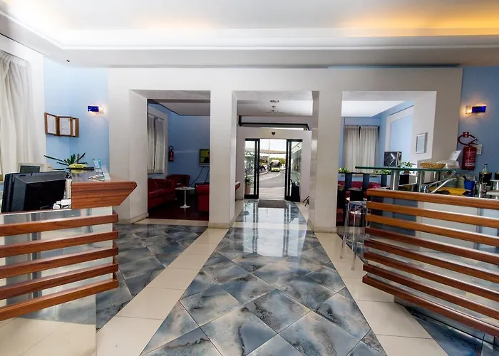 Hotel Millennium Palace